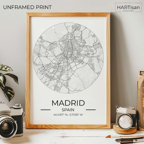 Madrid Map Round [Unframed]